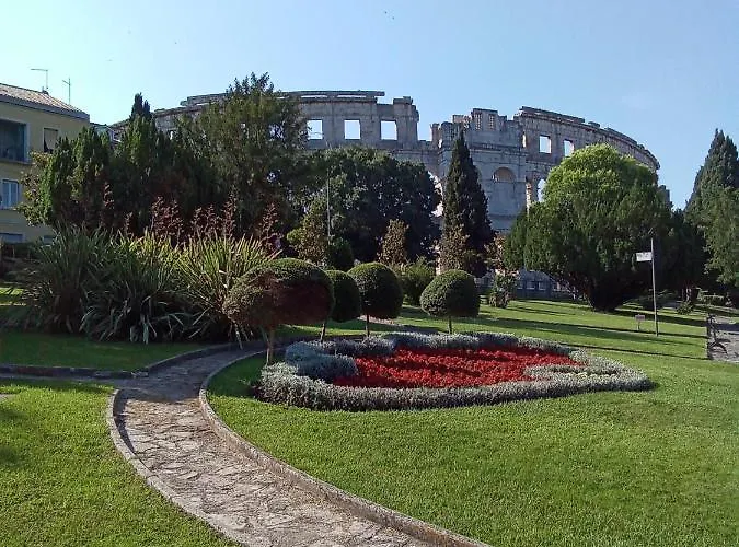 Soba Arena Casa de hóspedes 3*